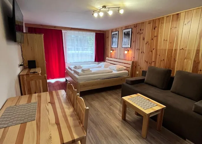 Διαμέρισμα Mountain Near Bus - Walk Everywhere - Location *